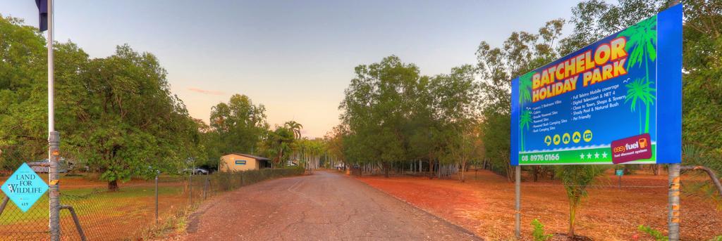 Batchelor Holiday Park Экстерьер фото