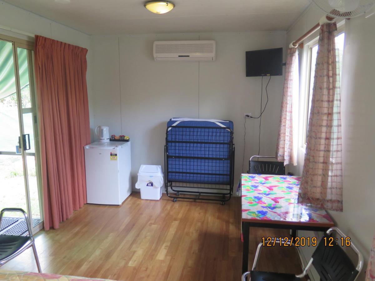 Batchelor Holiday Park Экстерьер фото